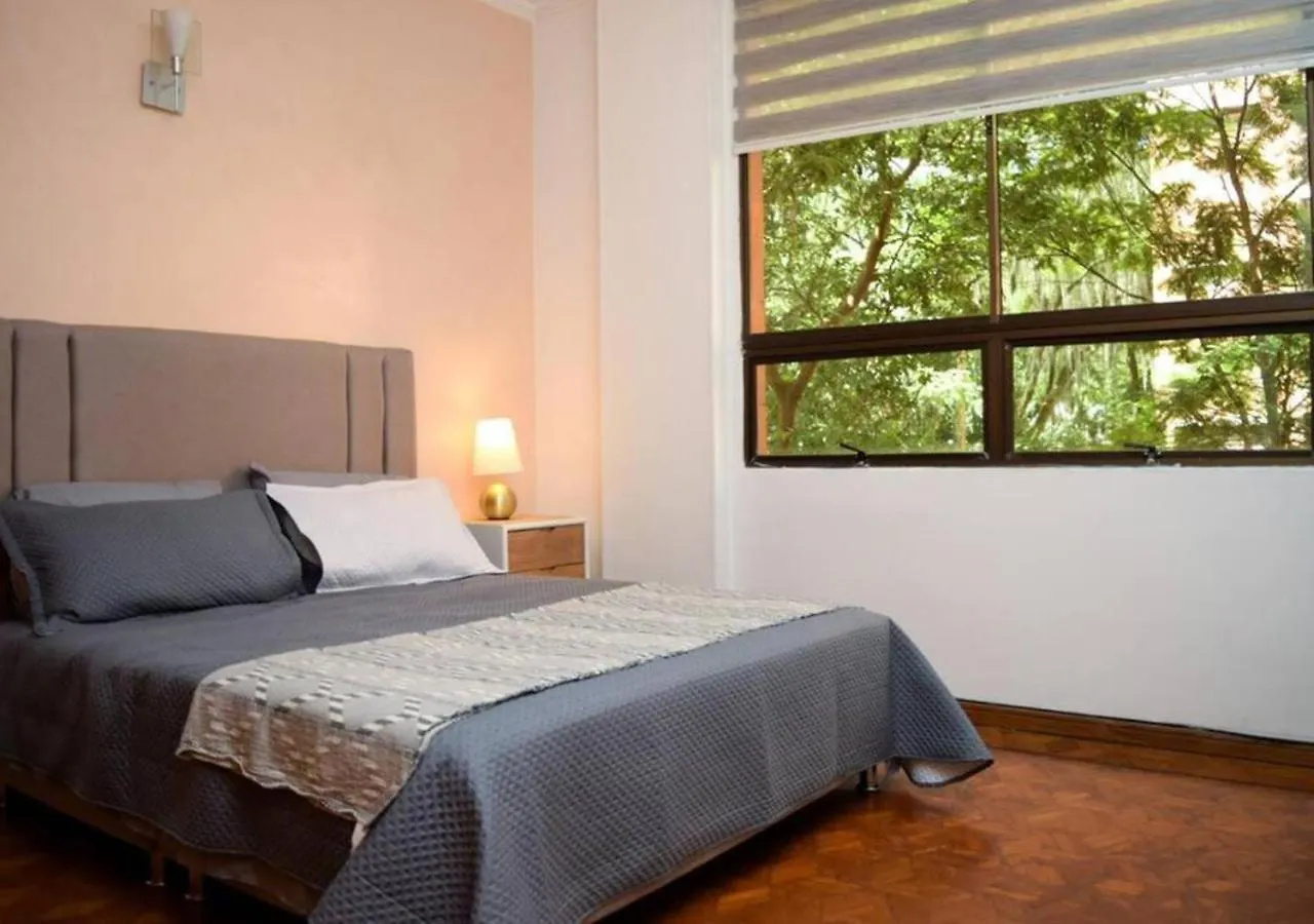 Amazing 3 Bedroom Apartment In El Poblado 메딜린