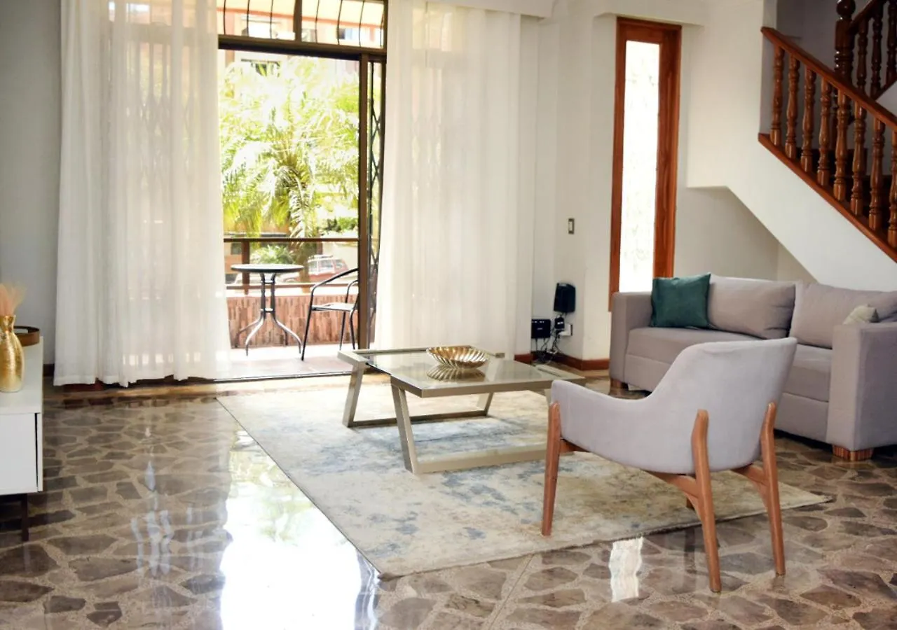 Amazing 3 Bedroom Apartment In El Poblado Медельин