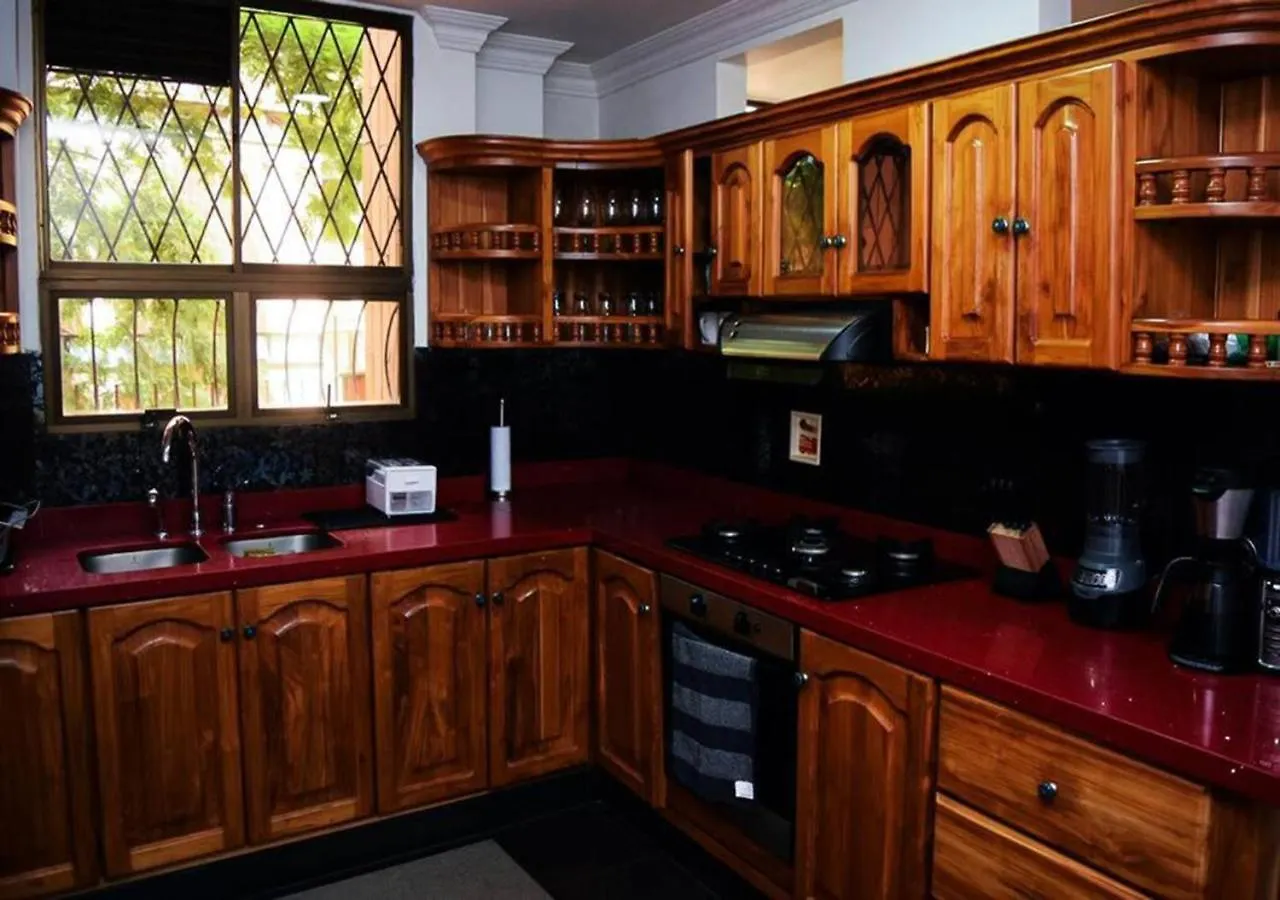 Amazing 3 Bedroom Apartment In El Poblado Медельин Колумбия