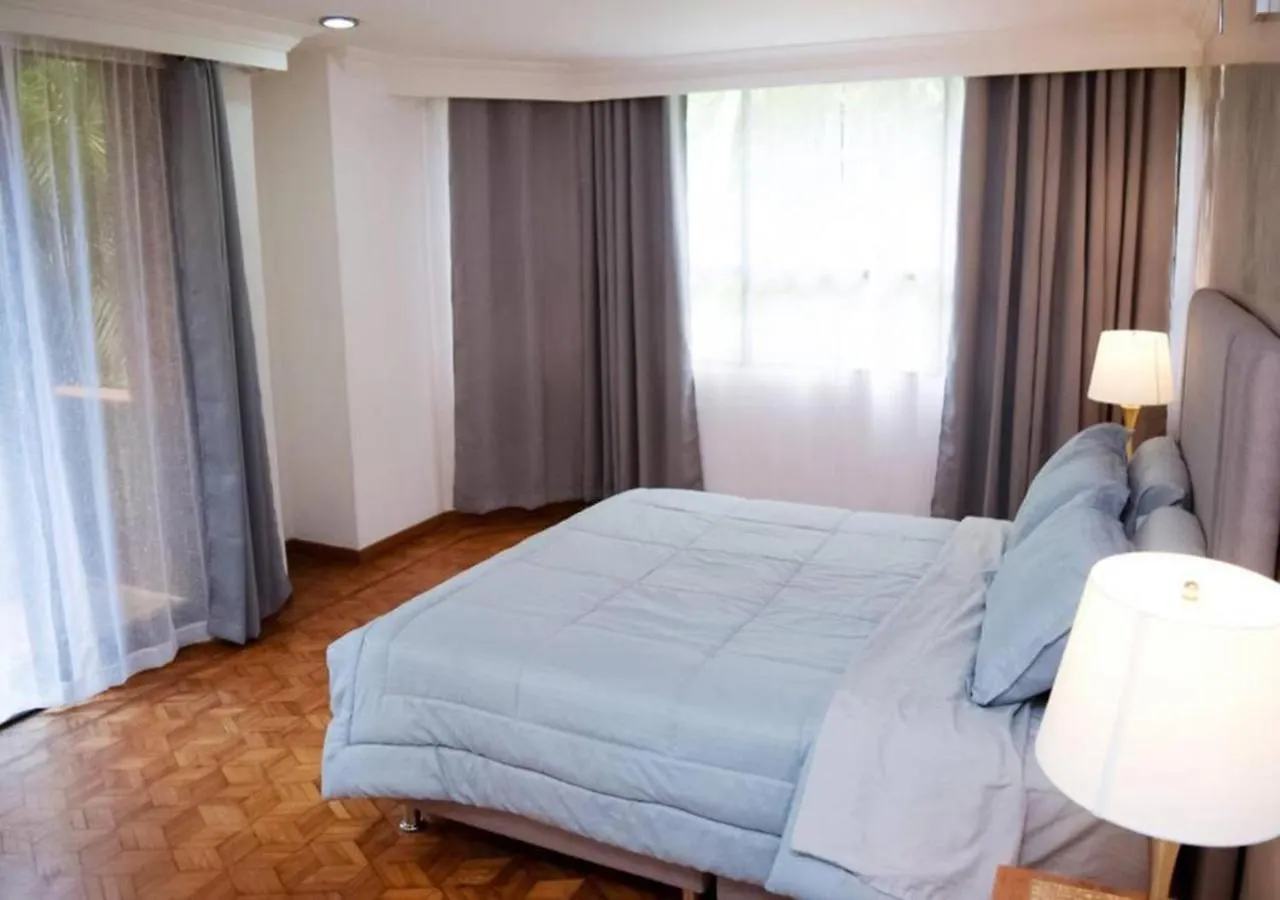 Amazing 3 Bedroom Apartment In El Poblado Медельин Колумбия