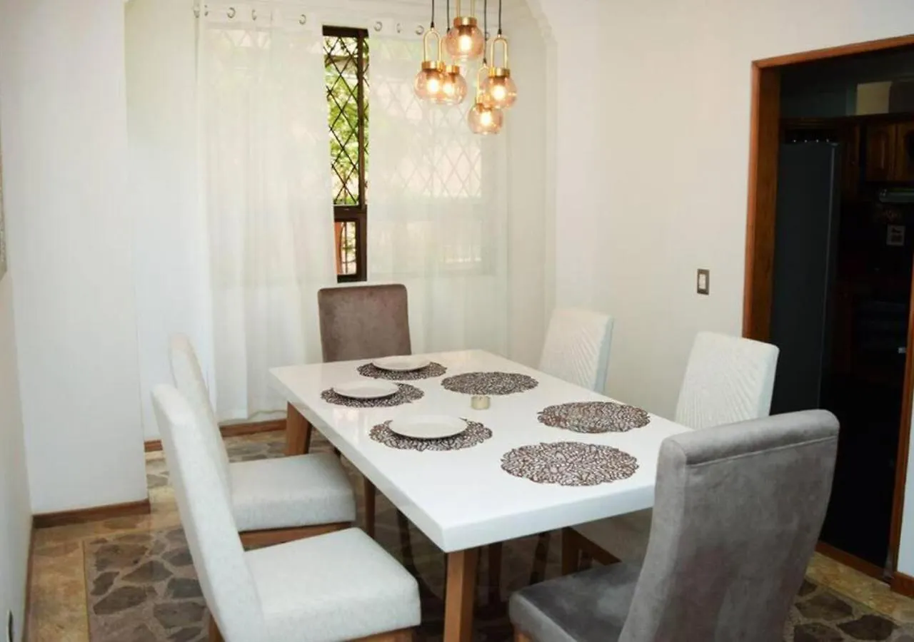 Amazing 3 Bedroom Apartment In El Poblado Медельин 0*,
