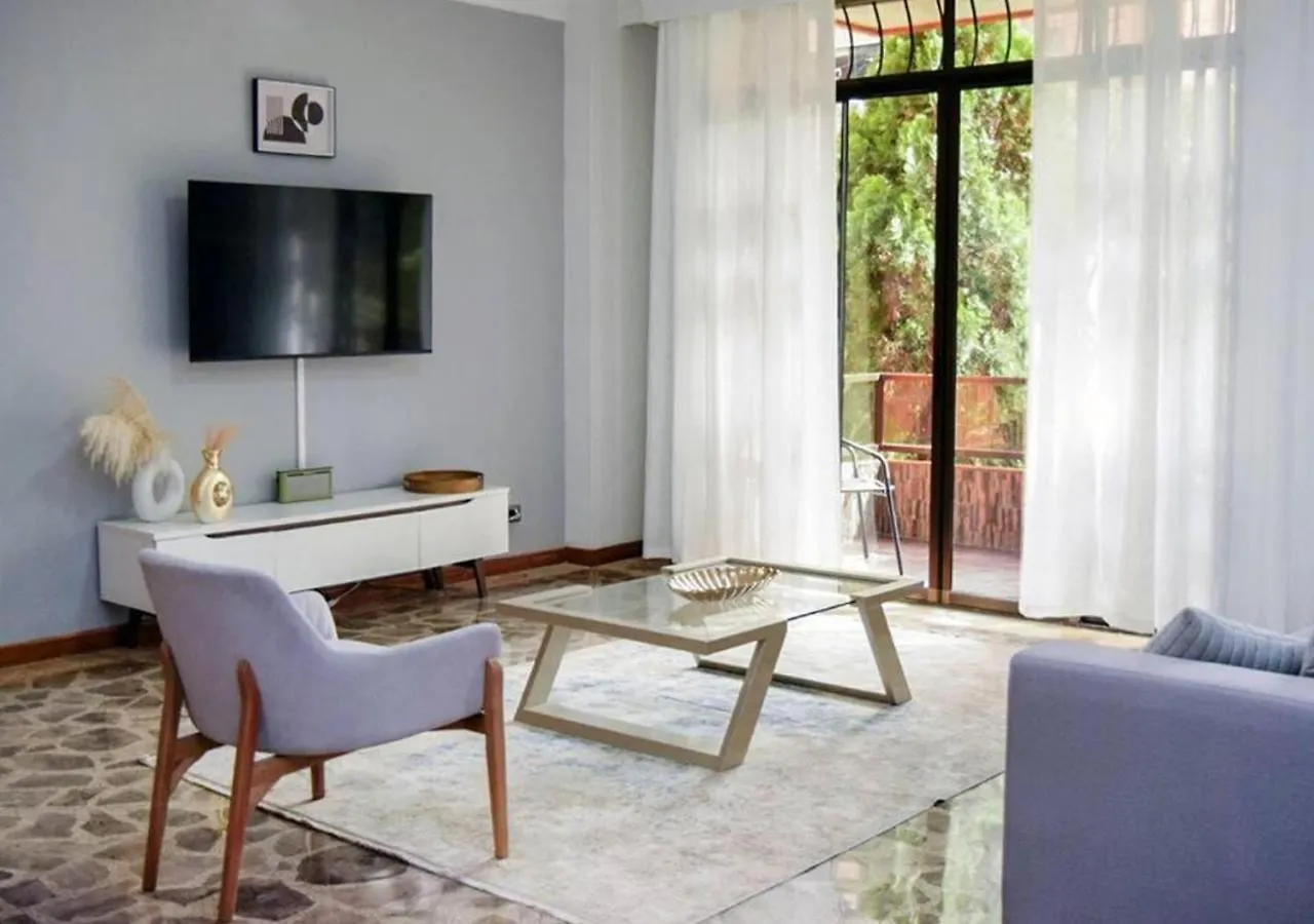 Amazing 3 Bedroom Apartment In El Poblado Медельин