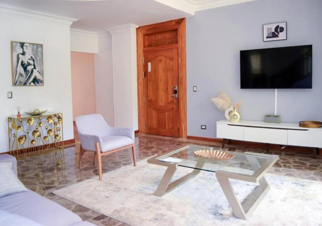 Amazing 3 Bedroom Apartment In El Poblado Медельин Колумбия