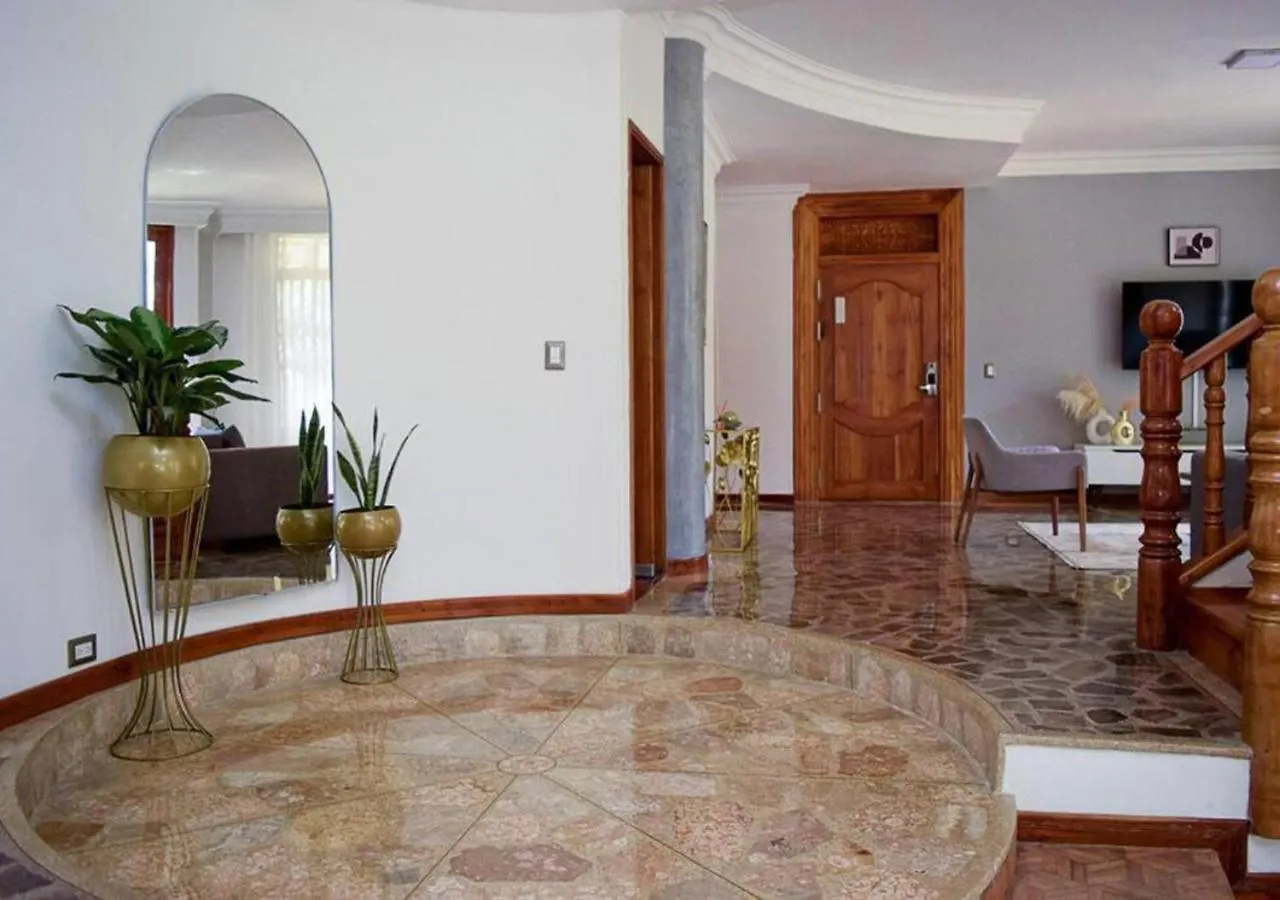 Amazing 3 Bedroom Apartment In El Poblado Медельин