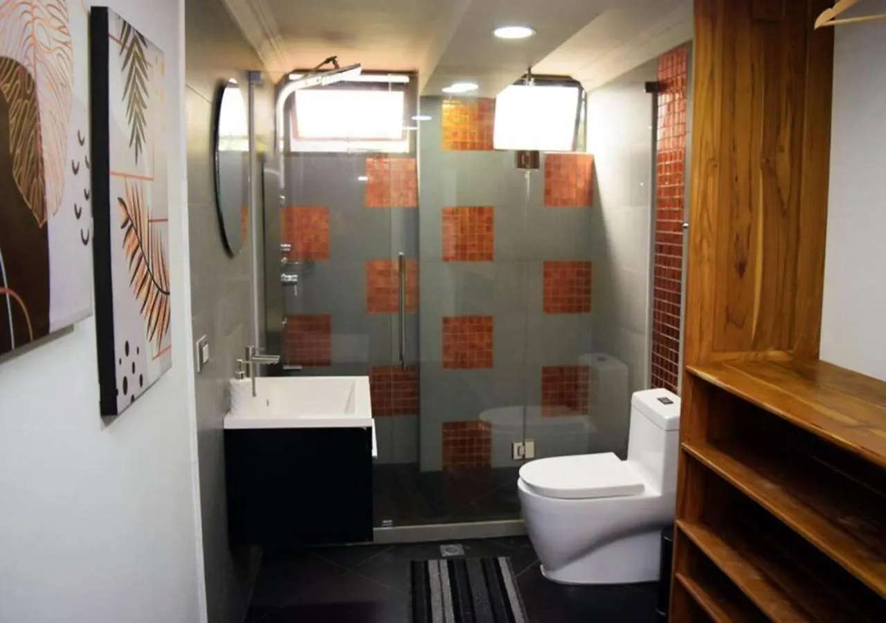 Amazing 3 Bedroom Apartment In El Poblado Medellín