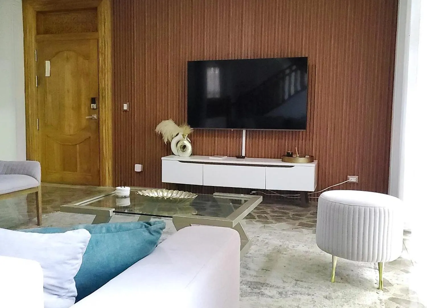 Amazing 3 Bedroom Apartment In El Poblado Medellín